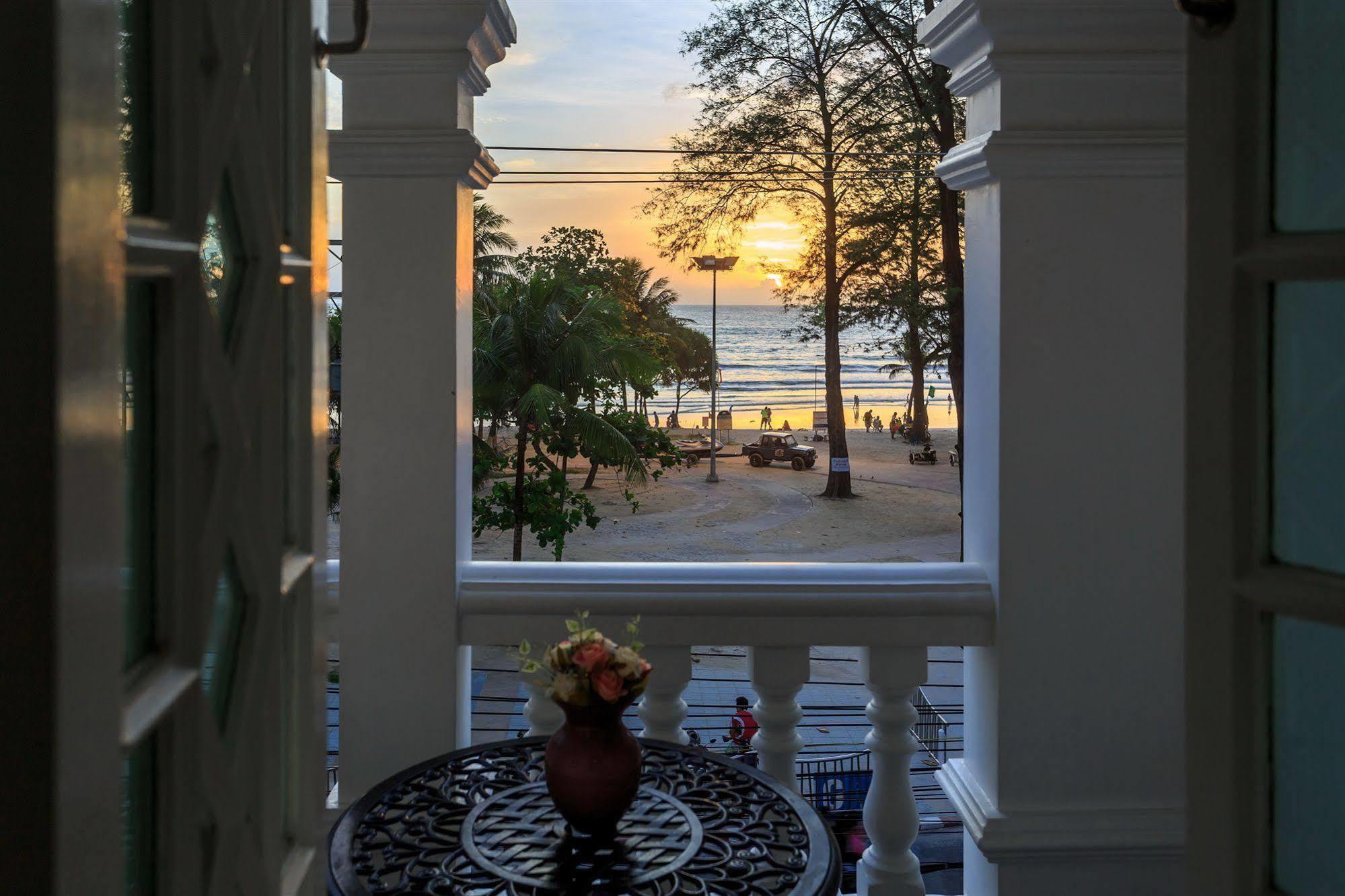 Patong Marina Hotel By Lofty Exterior foto